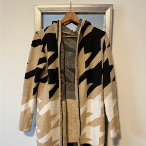 Stylish Tan and Black Hooded Cardigan